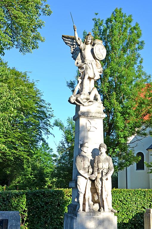 Kriegerdenkmal
