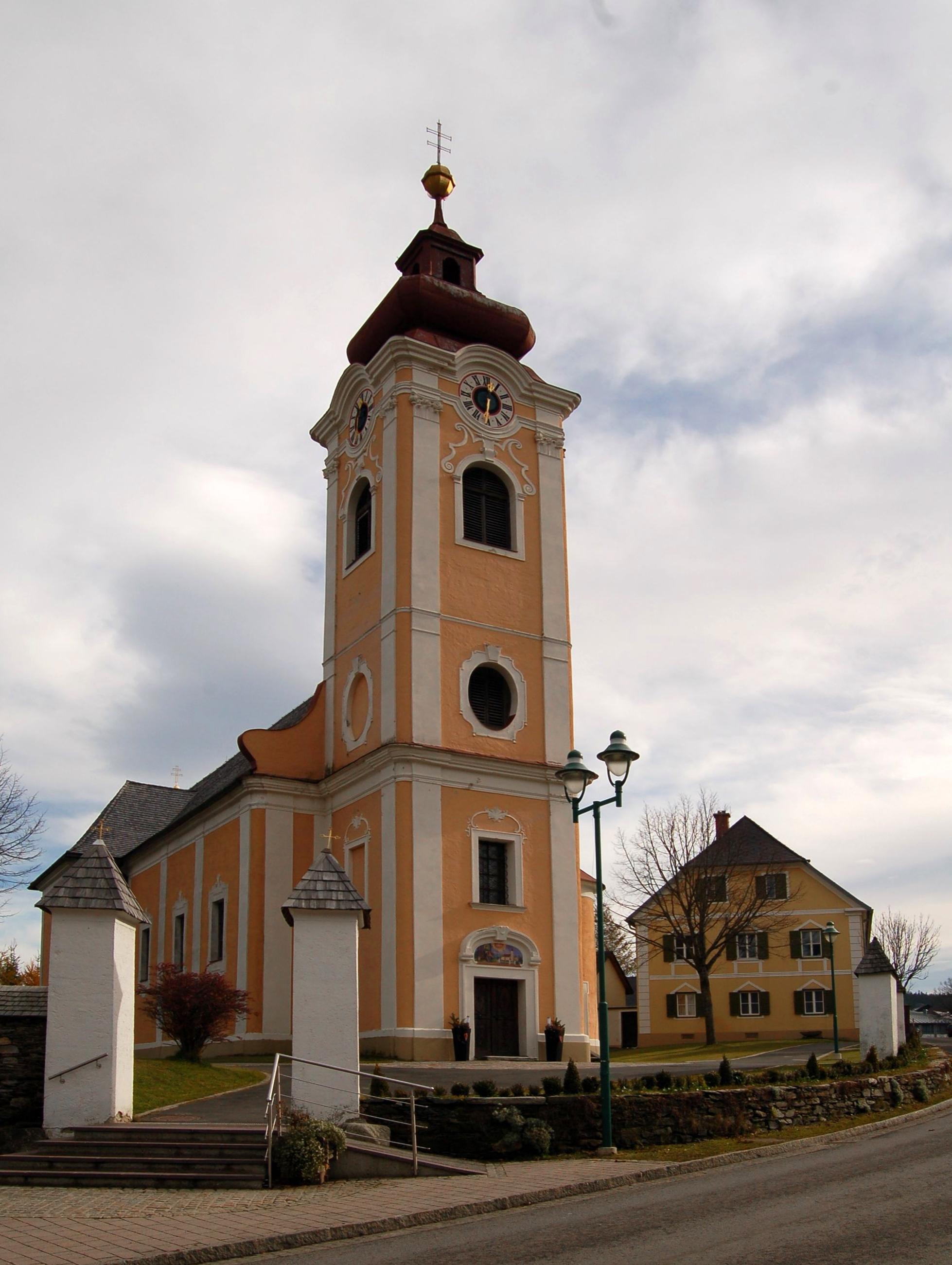Kath. Pfarrkirche hl. Ägydius und ehem. Friedhof