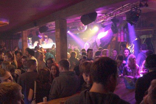 Kastanienbar
